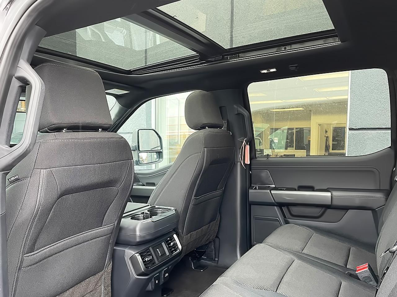 2022 Ford F-150 XLT|SPORT|4x4|NAVI|REARCAM|PANOROOF| 12in SCREEN Photo