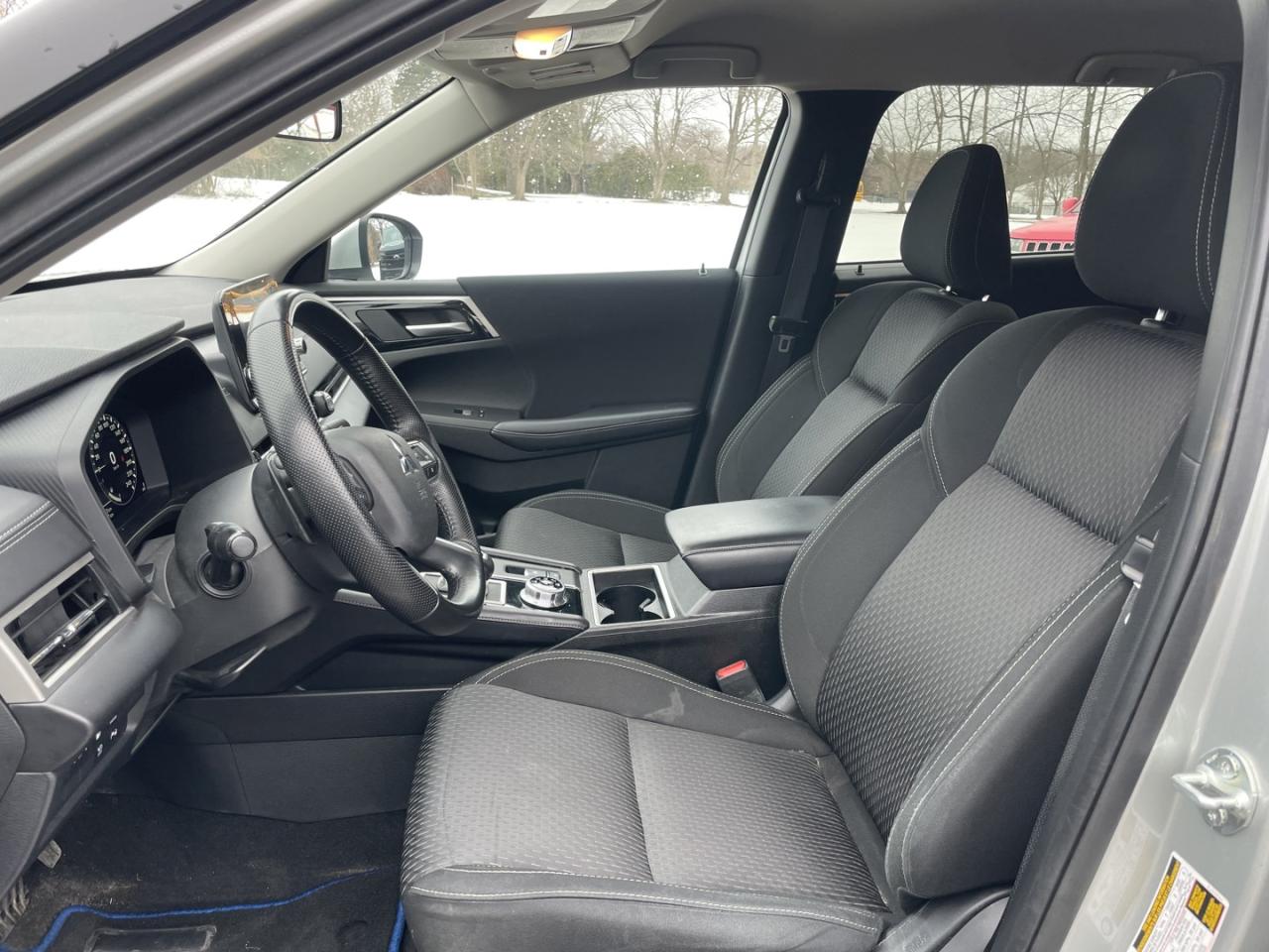 2023 Mitsubishi Outlander Phev ES *7 seater Photo