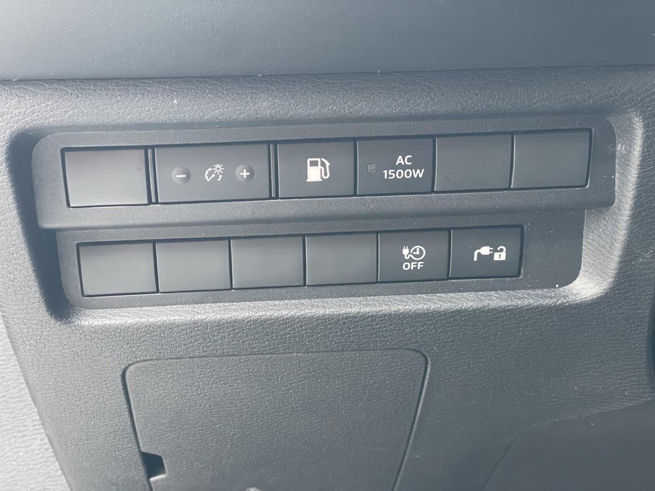 2023 Mitsubishi Outlander Phev ES *7 seater Photo