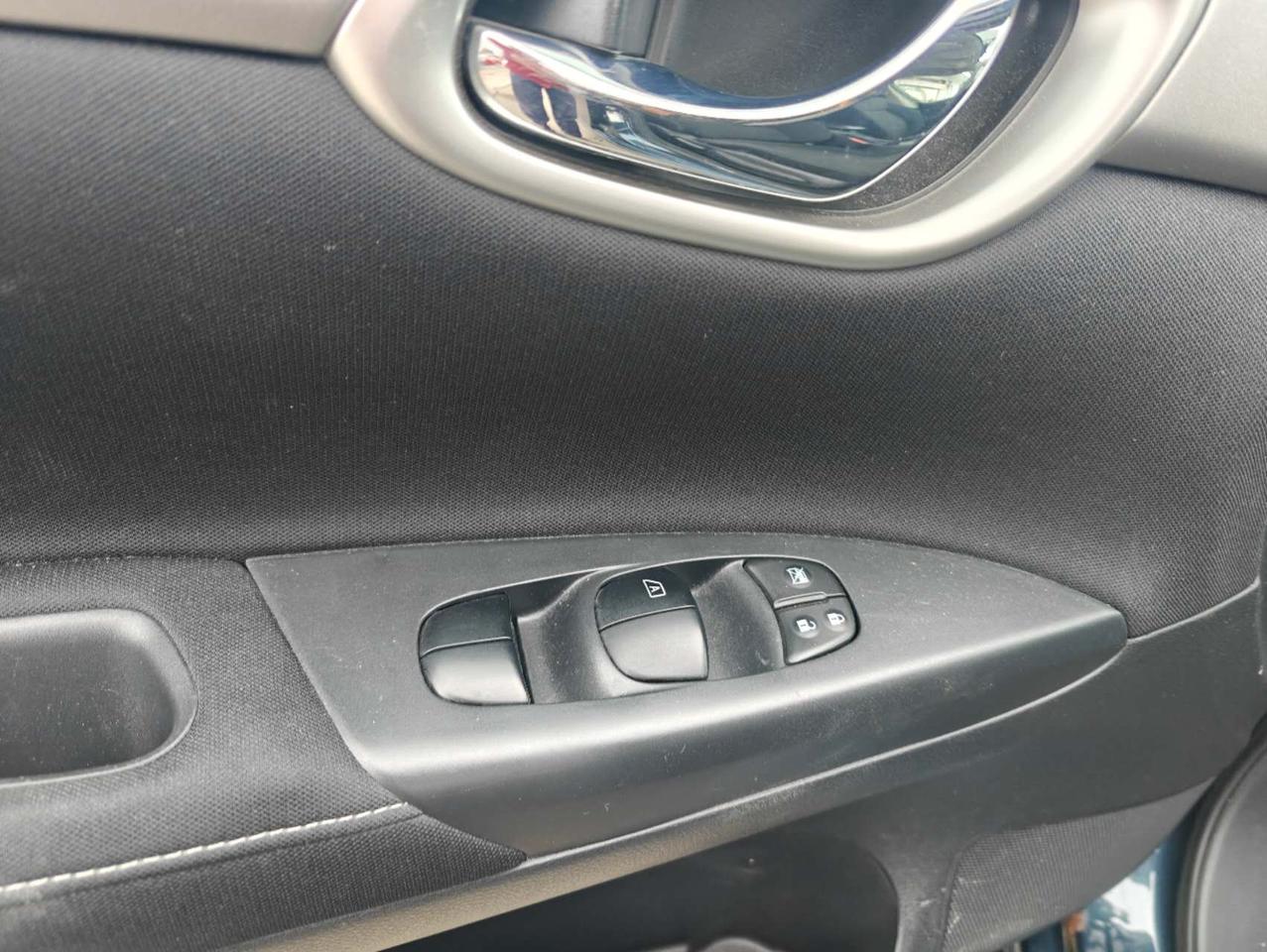 2014 Nissan Sentra  Photo