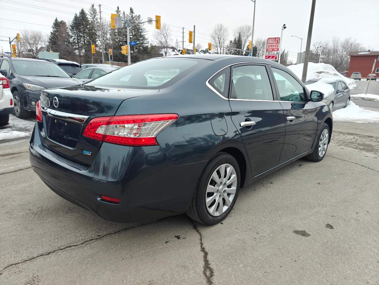 2014 Nissan Sentra  Photo