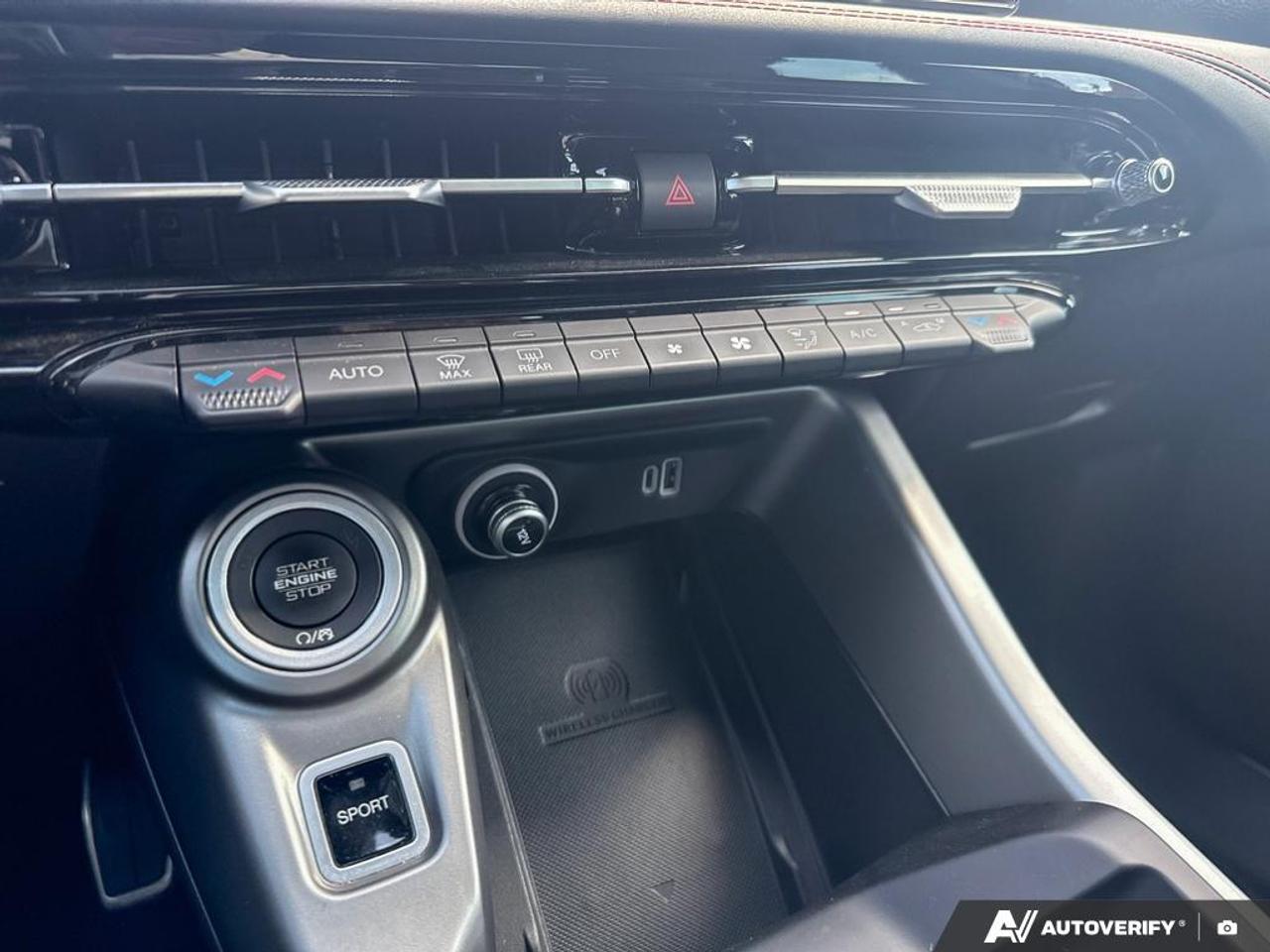2024 Dodge Hornet R/T+/ NO ACCIDENTS / NAV / LEATHER / ROOF / HYBRID Photo