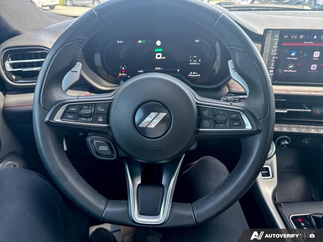 2024 Dodge Hornet R/T+/ NO ACCIDENTS / NAV / LEATHER / ROOF / HYBRID Photo