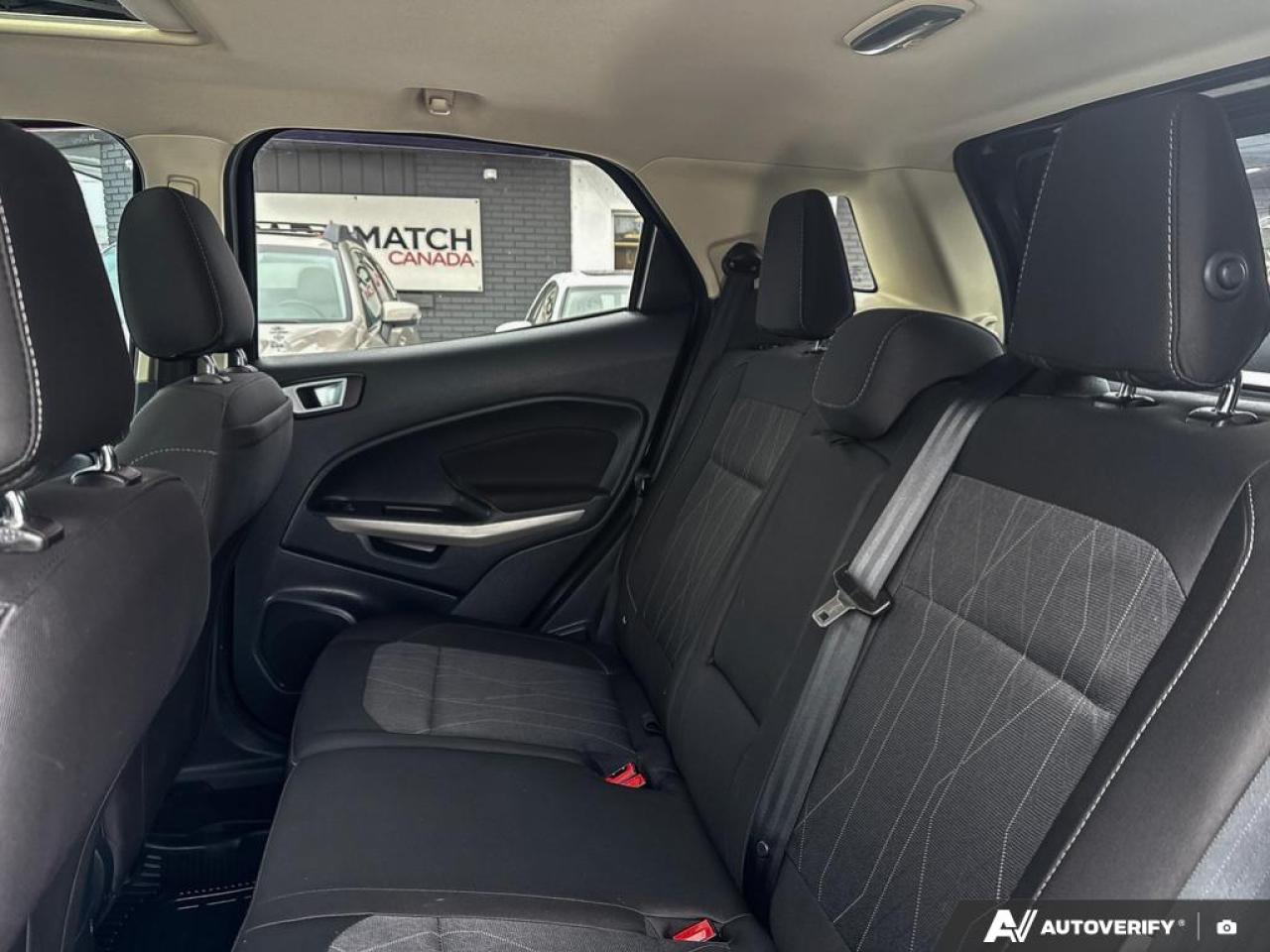 2018 Ford EcoSport SE / NO ACCIDENTS / ROOF / HTD SEATS / BLUETOOTH Photo