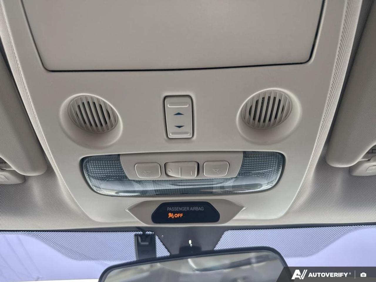 2018 Ford EcoSport SE / NO ACCIDENTS / ROOF / HTD SEATS / BLUETOOTH Photo