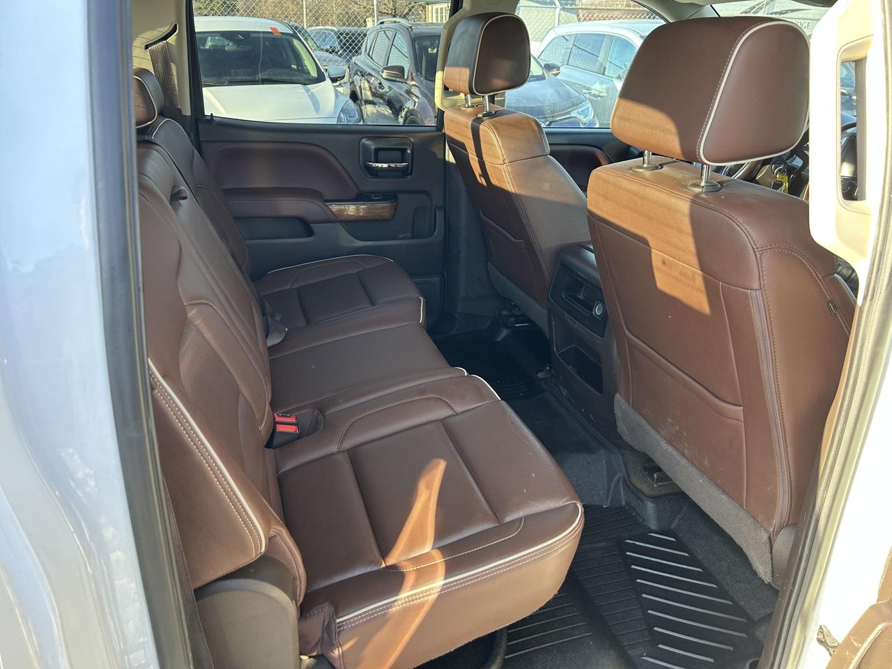 2018 Chevrolet Silverado 1500 High Country Photo