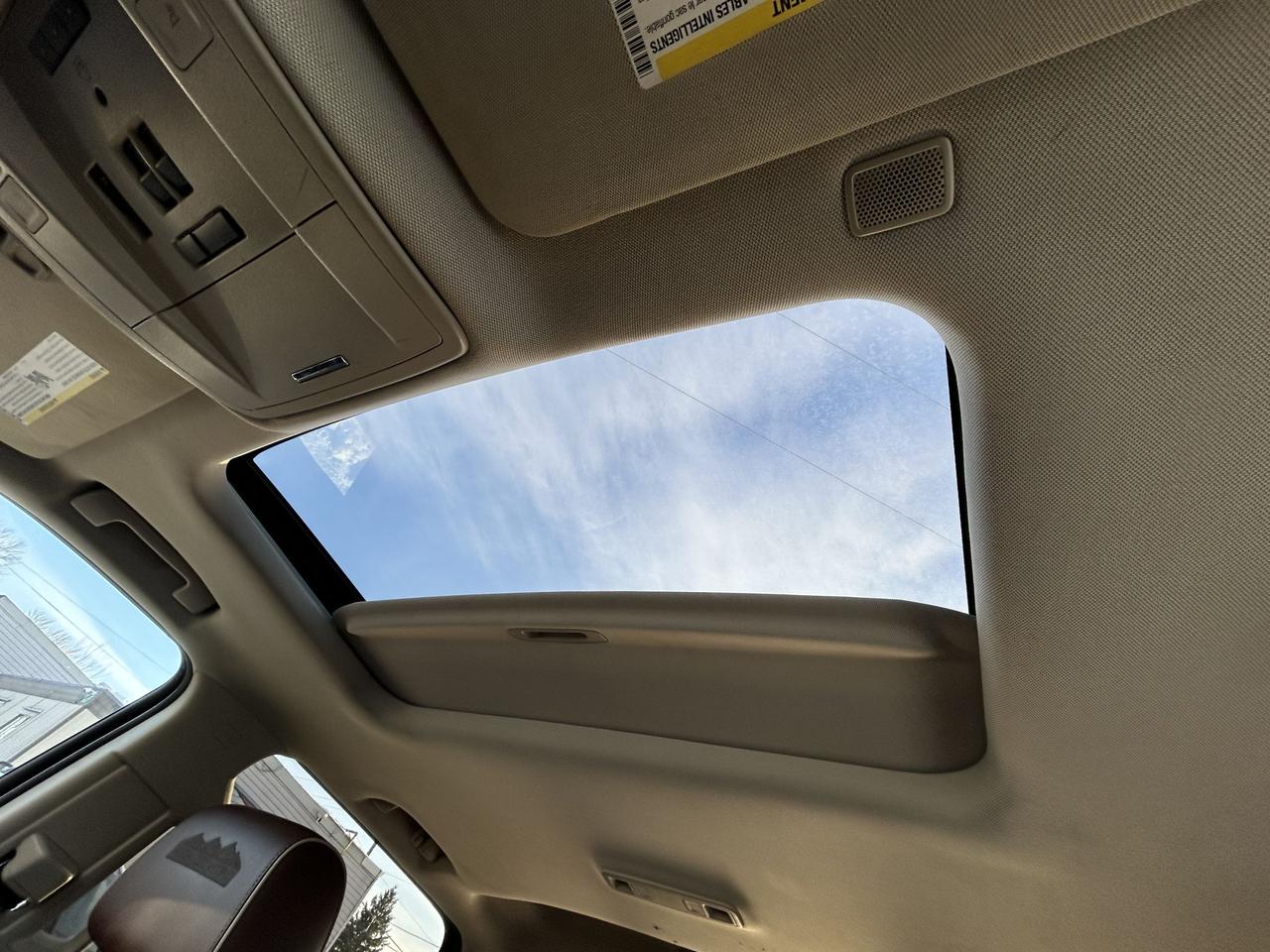 2018 Chevrolet Silverado 1500 High Country Photo