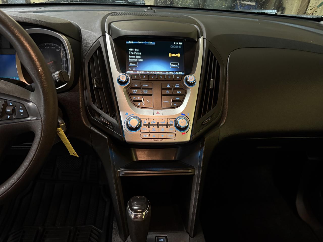 2017 Chevrolet Equinox LS Photo