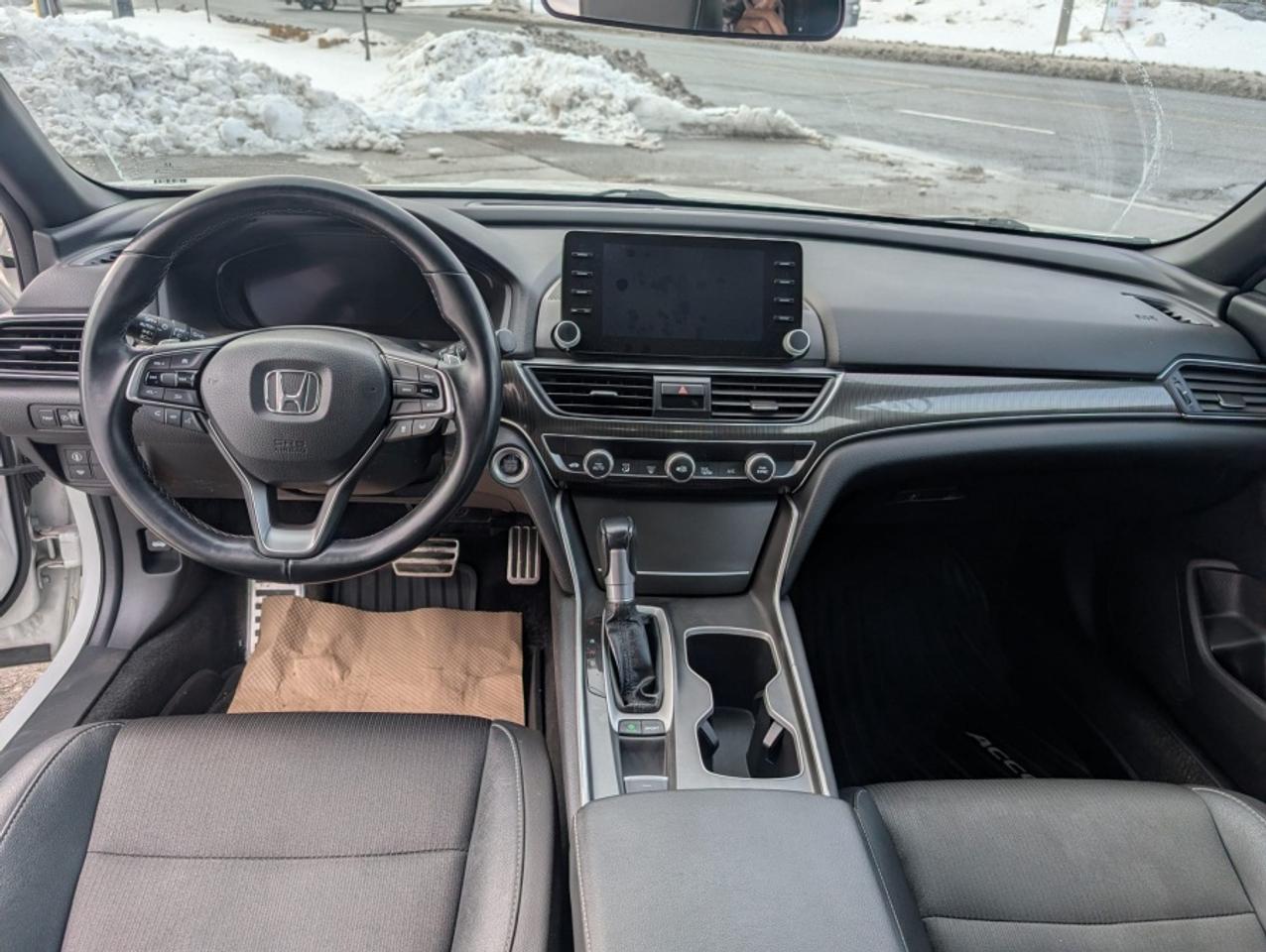 2020 Honda Accord SPORT/ ONE OWNER/ SUNROOF/ REAR CAM - Photo #11