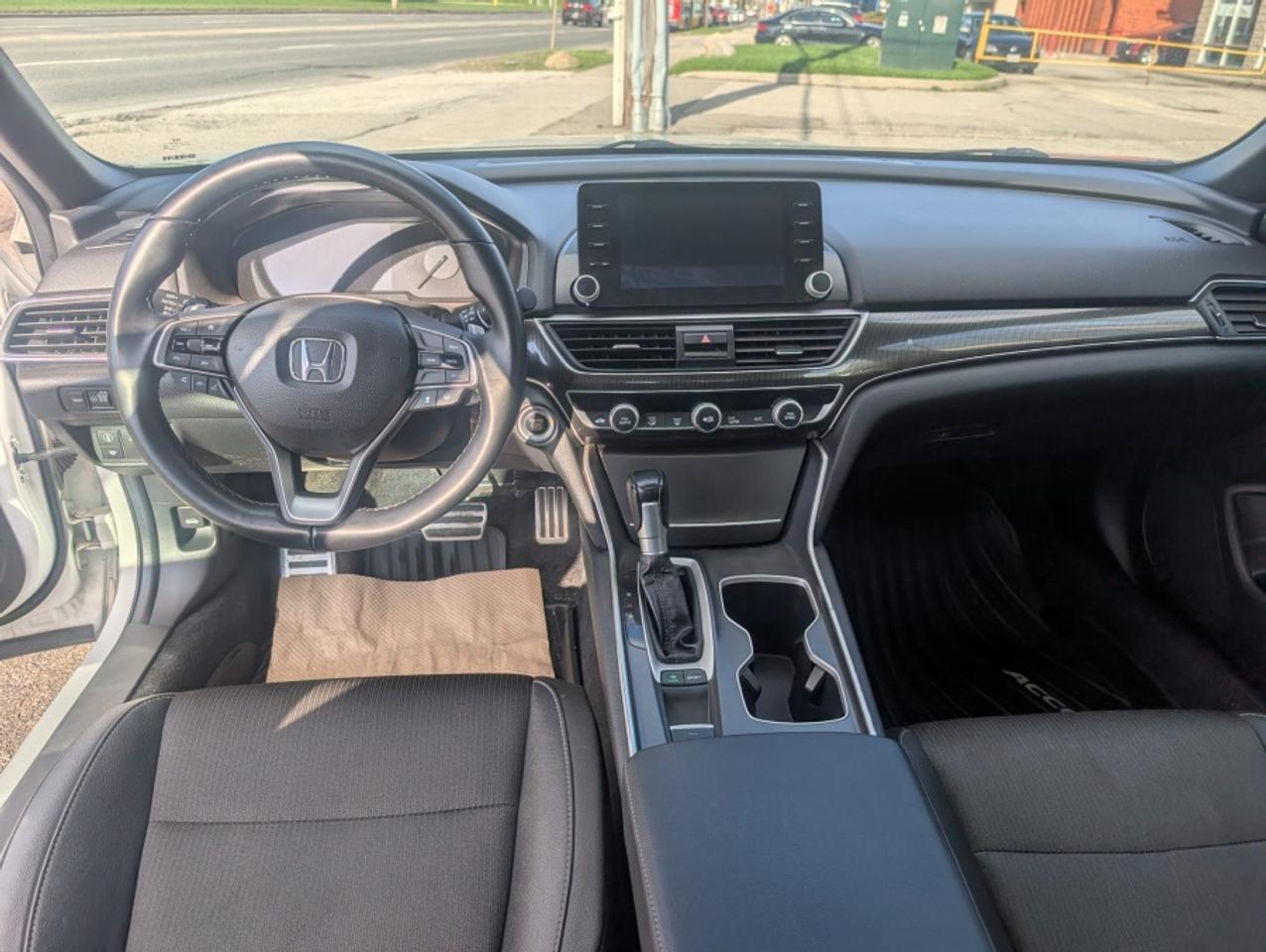 2020 Honda Accord SPORT/ ONE OWNER/ SUNROOF/ REAR CAM - Photo #13