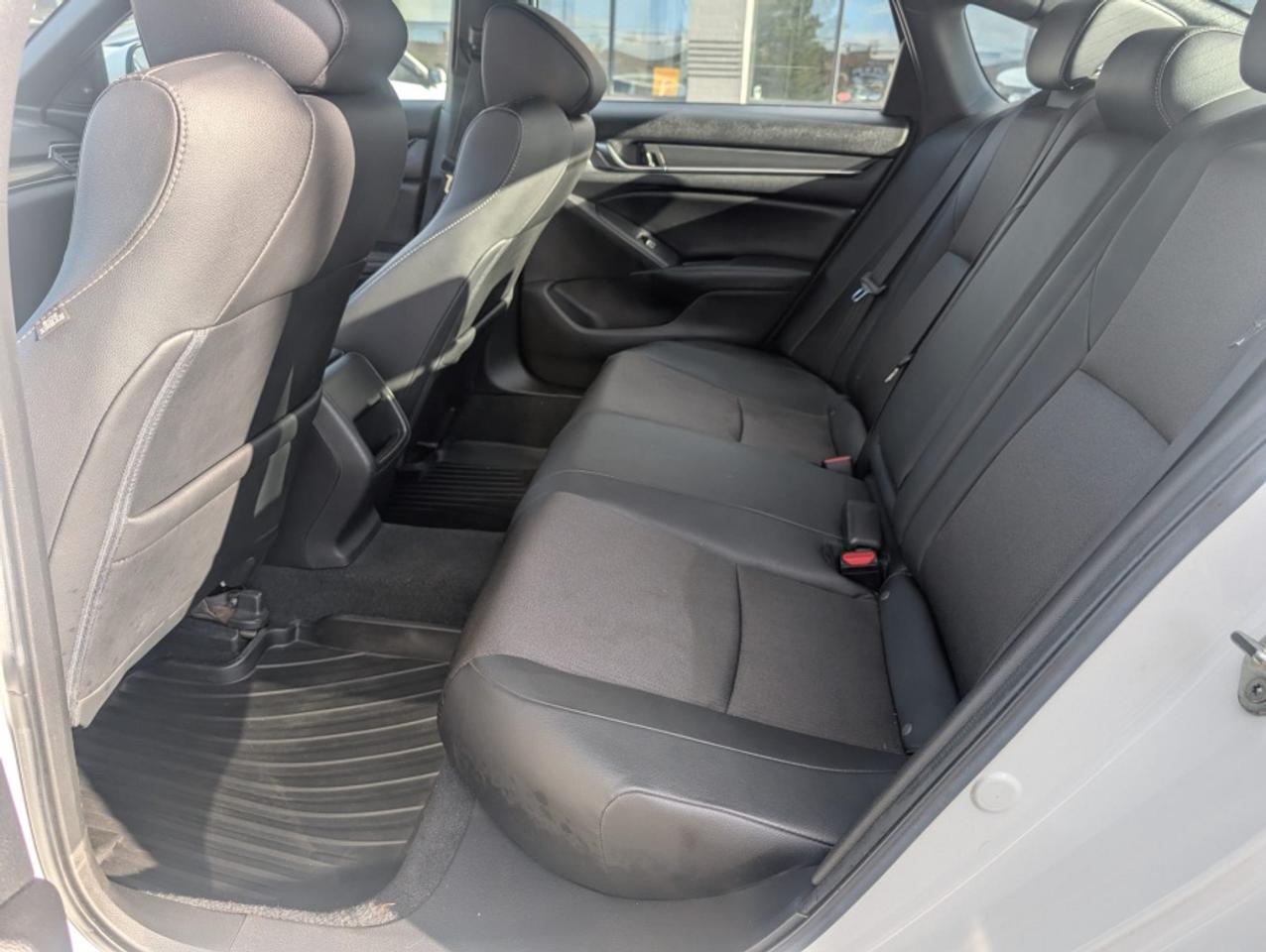2020 Honda Accord SPORT/ ONE OWNER/ SUNROOF/ REAR CAM - Photo #19
