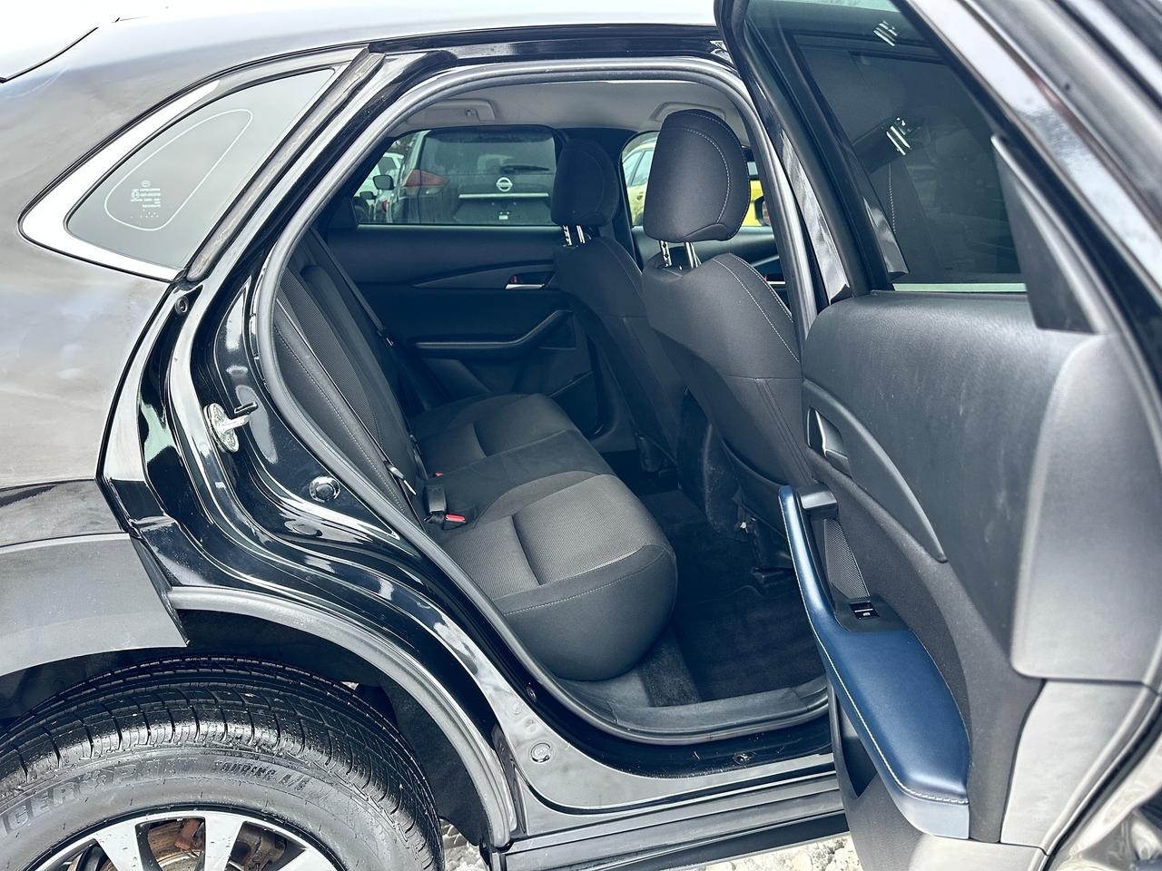 2021 Mazda CX-30 GX-AWD HTD Cloth Bluetooth CarPlay RearCam Alloys Photo