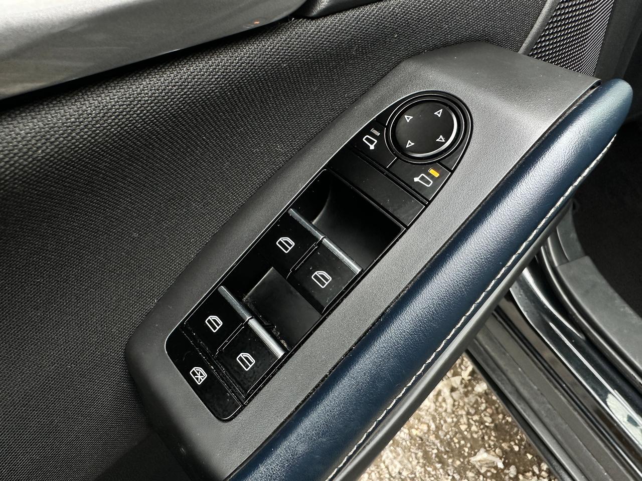 2021 Mazda CX-30 GX-AWD HTD Cloth Bluetooth CarPlay RearCam Alloys Photo