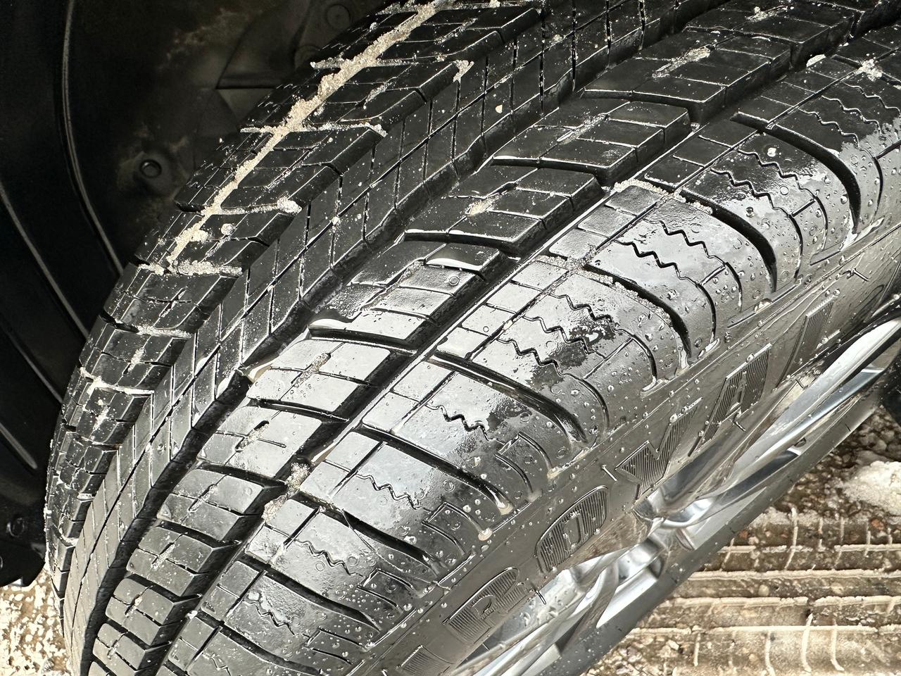 2021 Mazda CX-30 GX-AWD HTD Cloth Bluetooth CarPlay RearCam Alloys Photo