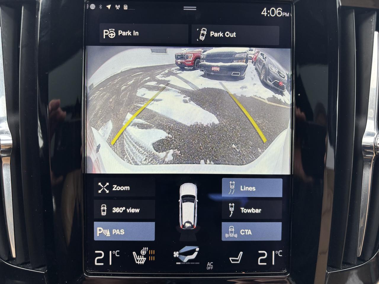 2017 Volvo V90 T6 ** AWD, LKA, BSM, ADAPT CRUISE ** Photo