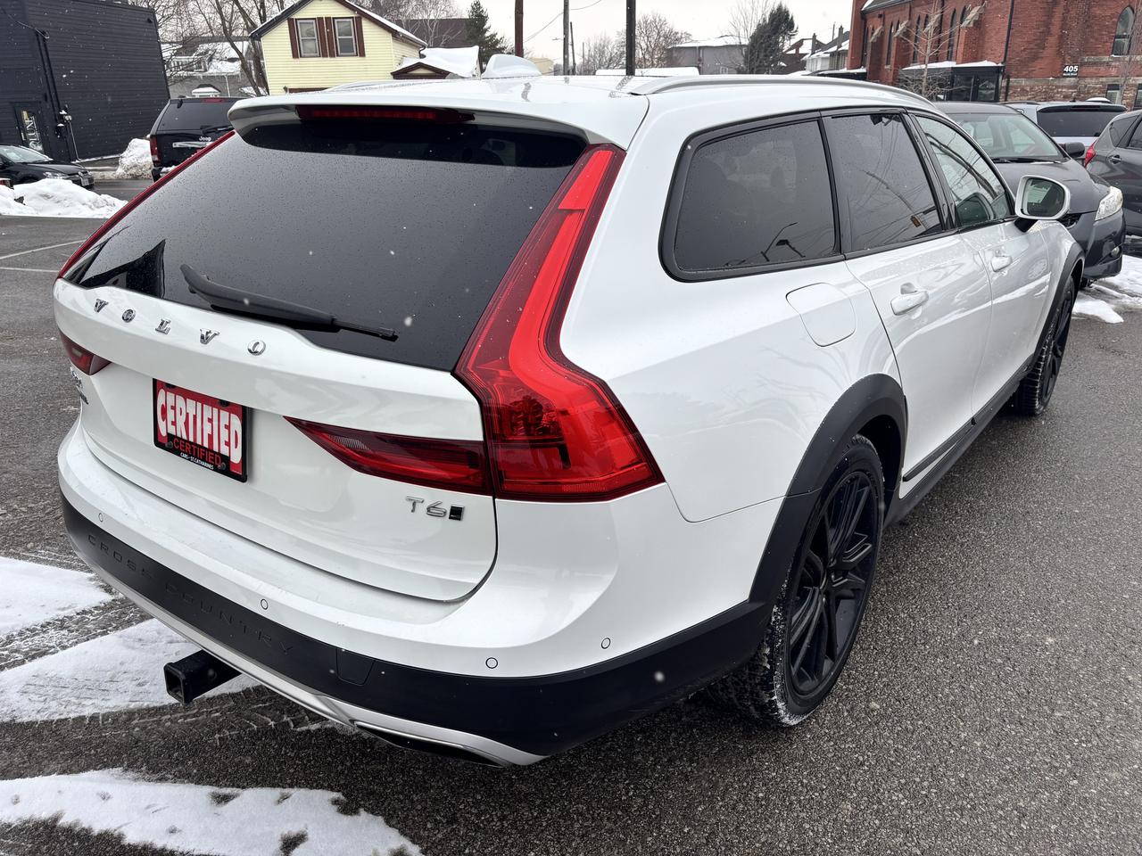 2017 Volvo V90 T6 ** AWD, LKA, BSM, ADAPT CRUISE ** Photo