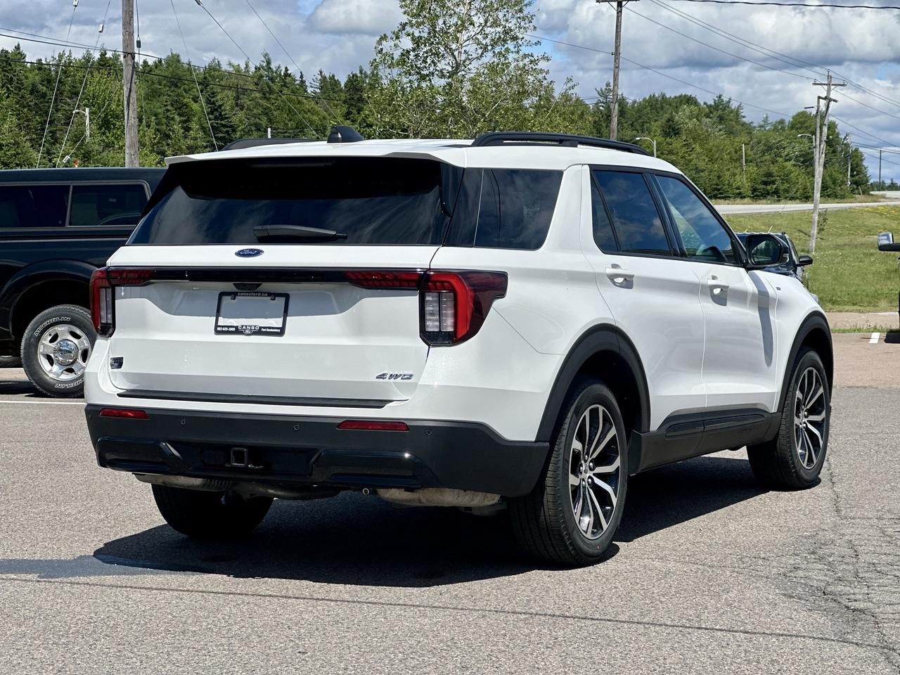 2026 Ford Explorer ST-Line 4WD Photo4