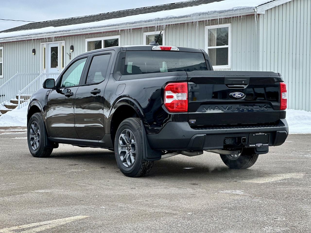 2025 Ford Maverick XLT AWD SuperCrew Photo4