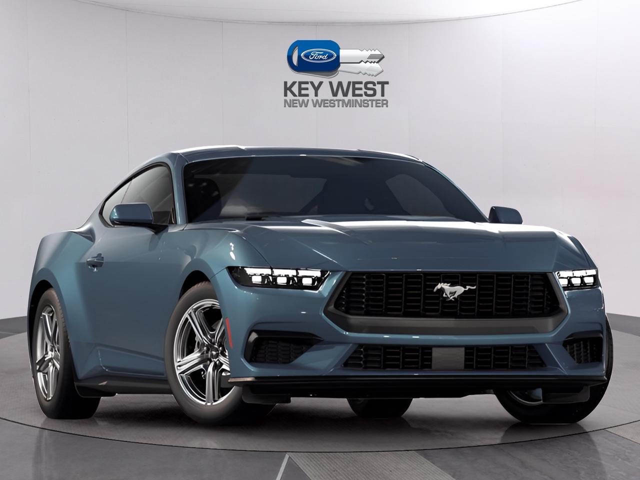 2026 Ford Mustang EcoBoost Fastback Photo4