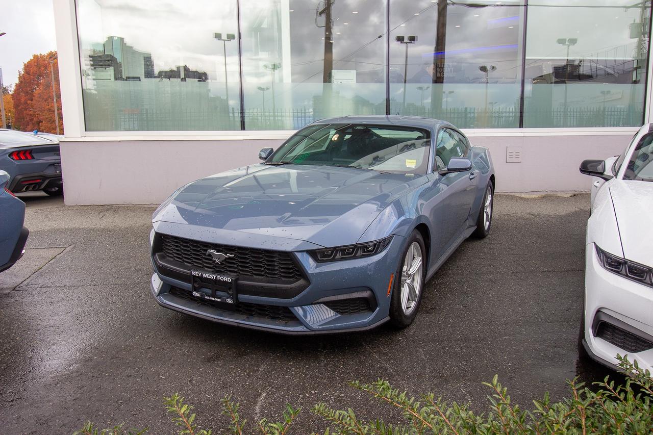 2026 Ford Mustang EcoBoost Fastback Photo0