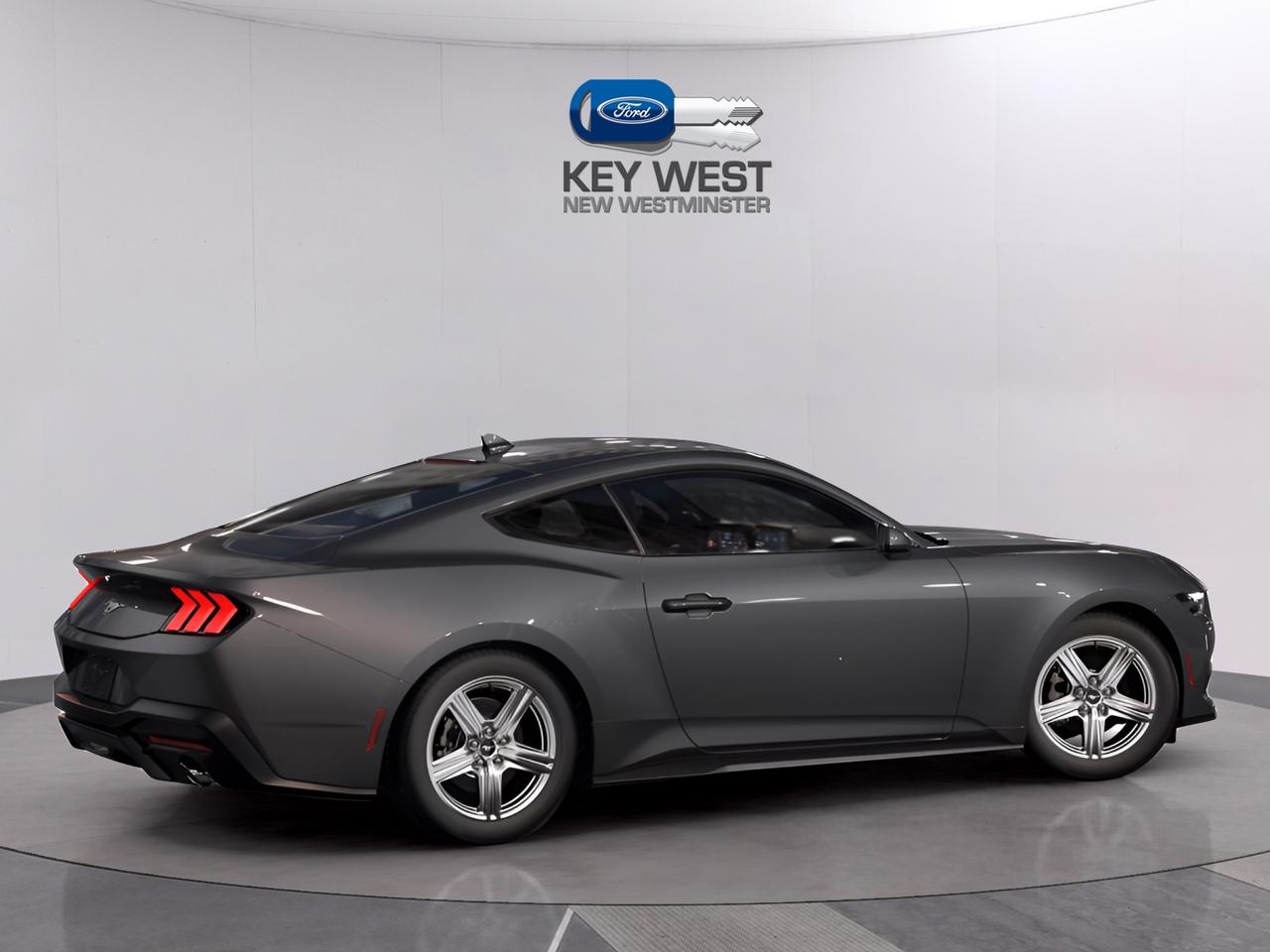 2026 Ford Mustang EcoBoost Fastback Photo2