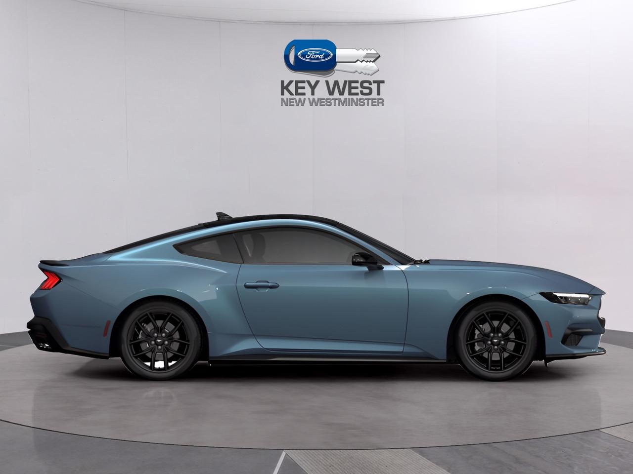 2026 Ford Mustang EcoBoost Premium Fastback Photo3