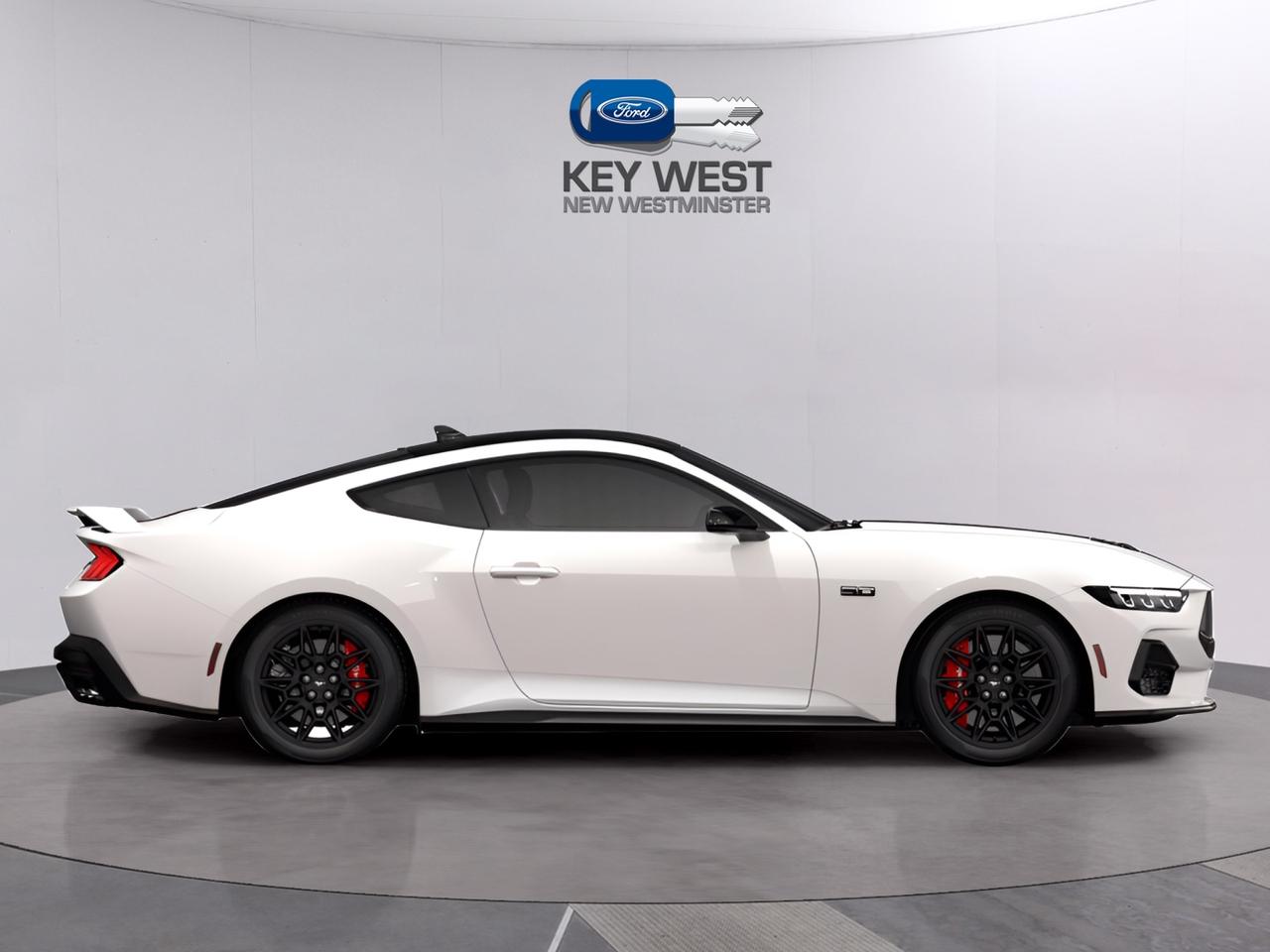 2026 Ford Mustang GT Premium Fastback Photo4