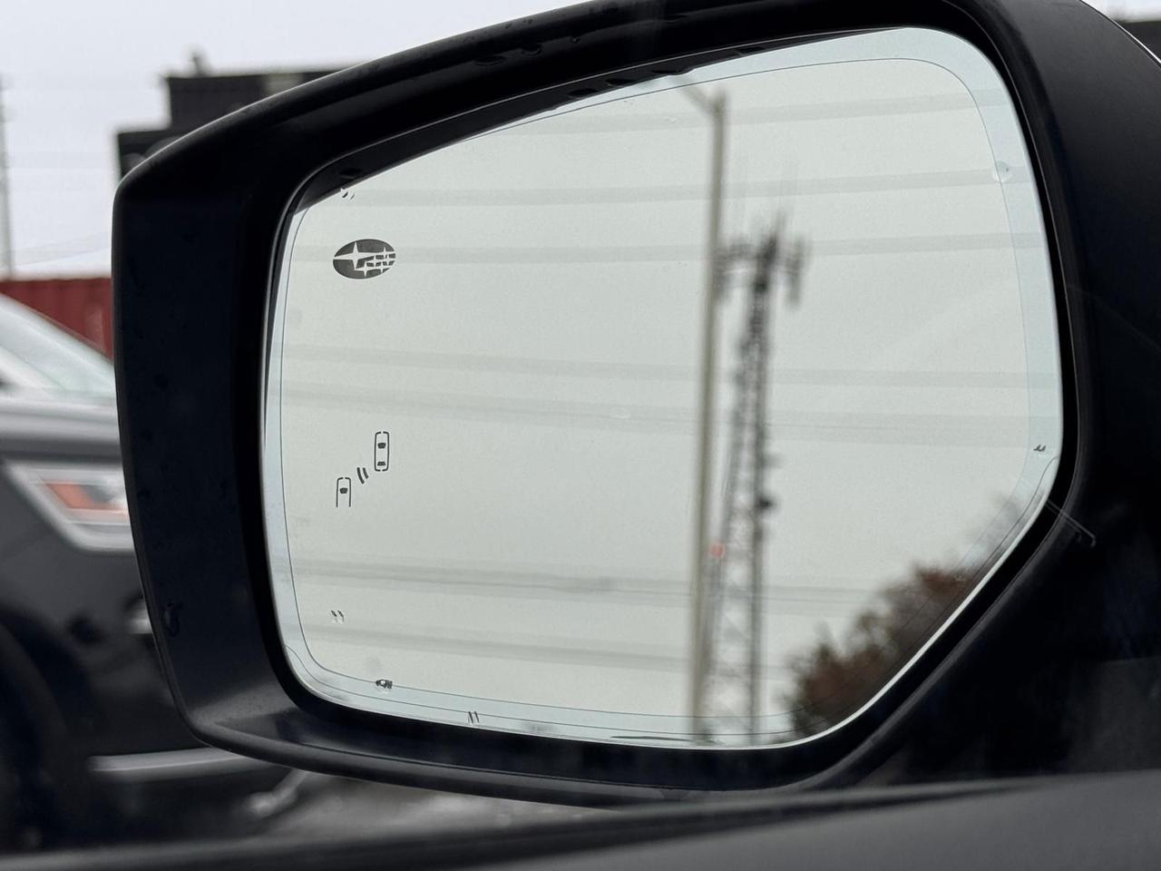 2016 Subaru Legacy AWD NAVI SAFETY BLINDSPOT SUNROOF NEW BREAKES B-T Photo