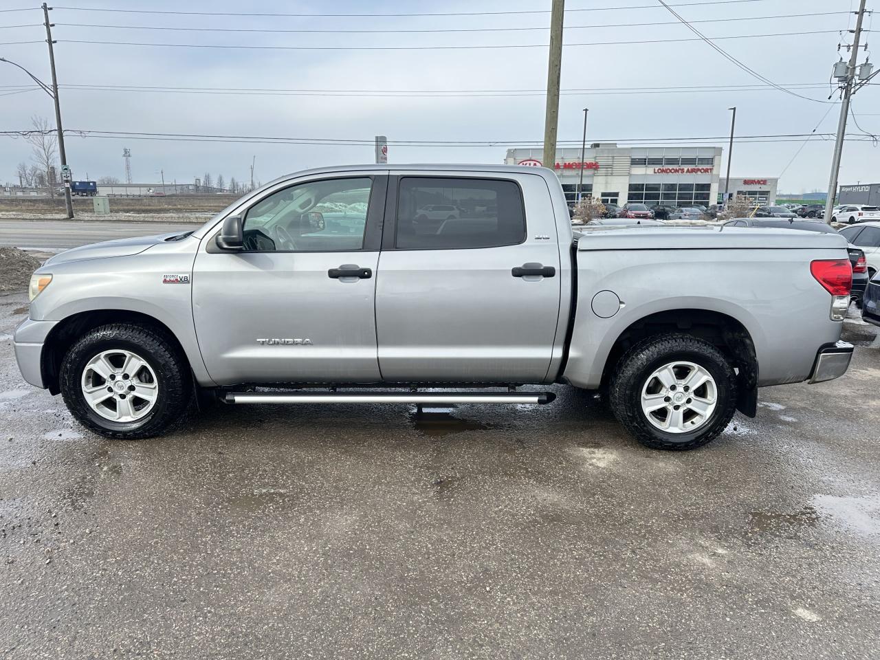 2007 Toyota Tundra SR5, MINT CONDITION, 4X4, 5.7 V8, CERTIFIED Photo
