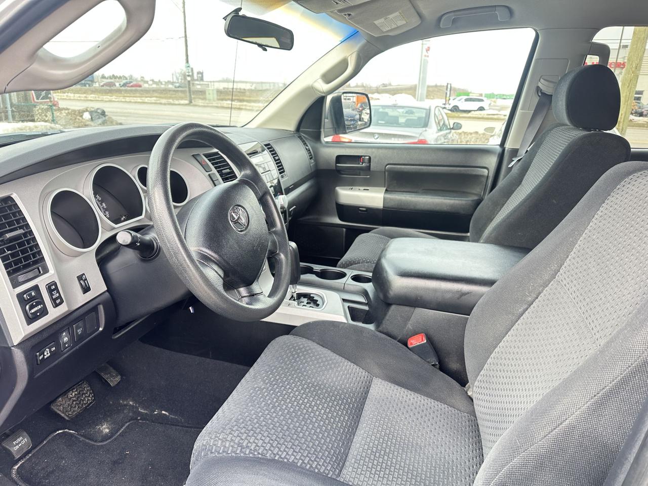 2007 Toyota Tundra SR5, MINT CONDITION, 4X4, 5.7 V8, CERTIFIED Photo