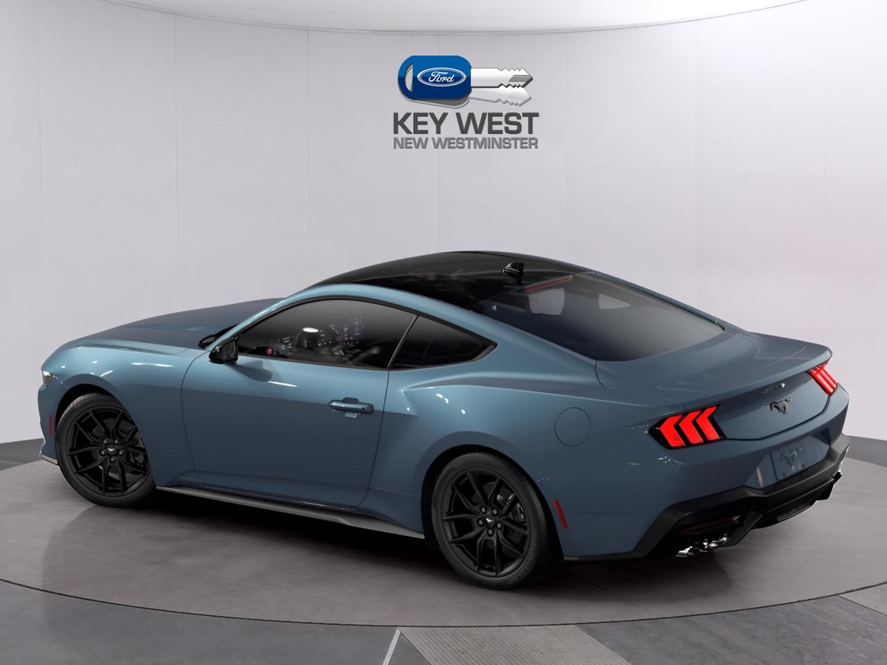 2026 Ford Mustang EcoBoost Fastback Photo1