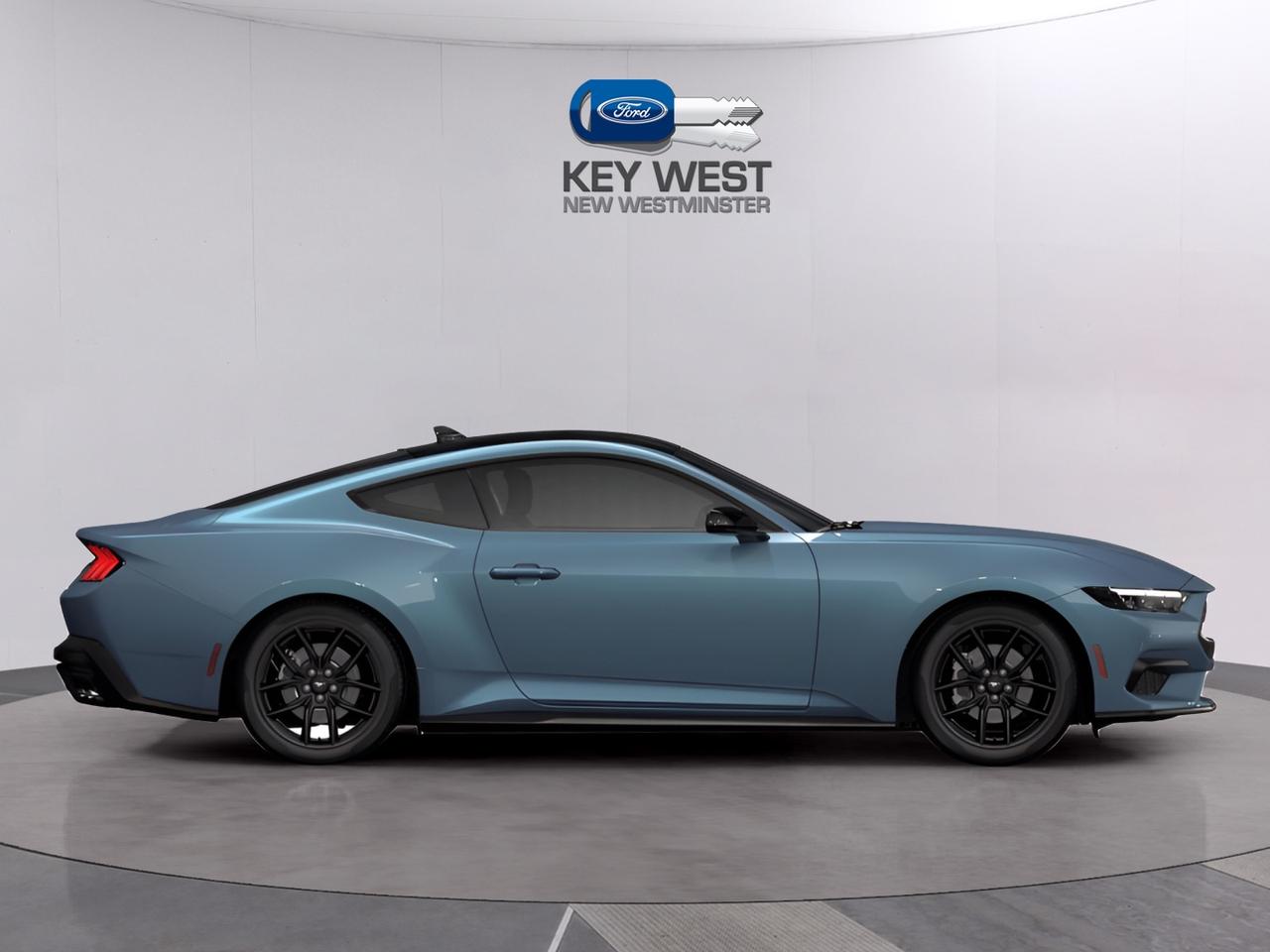 2026 Ford Mustang EcoBoost Fastback Photo3