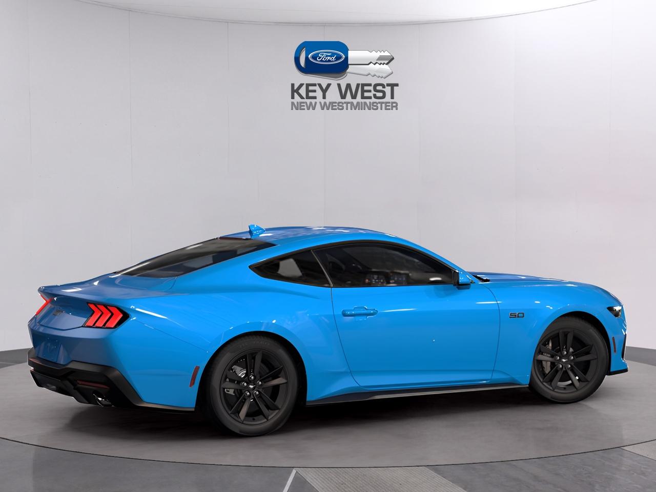 2026 Ford Mustang GT Fastback Photo2