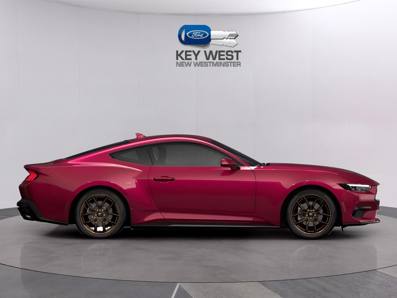 2026 Ford Mustang EcoBoost Fastback Photo3