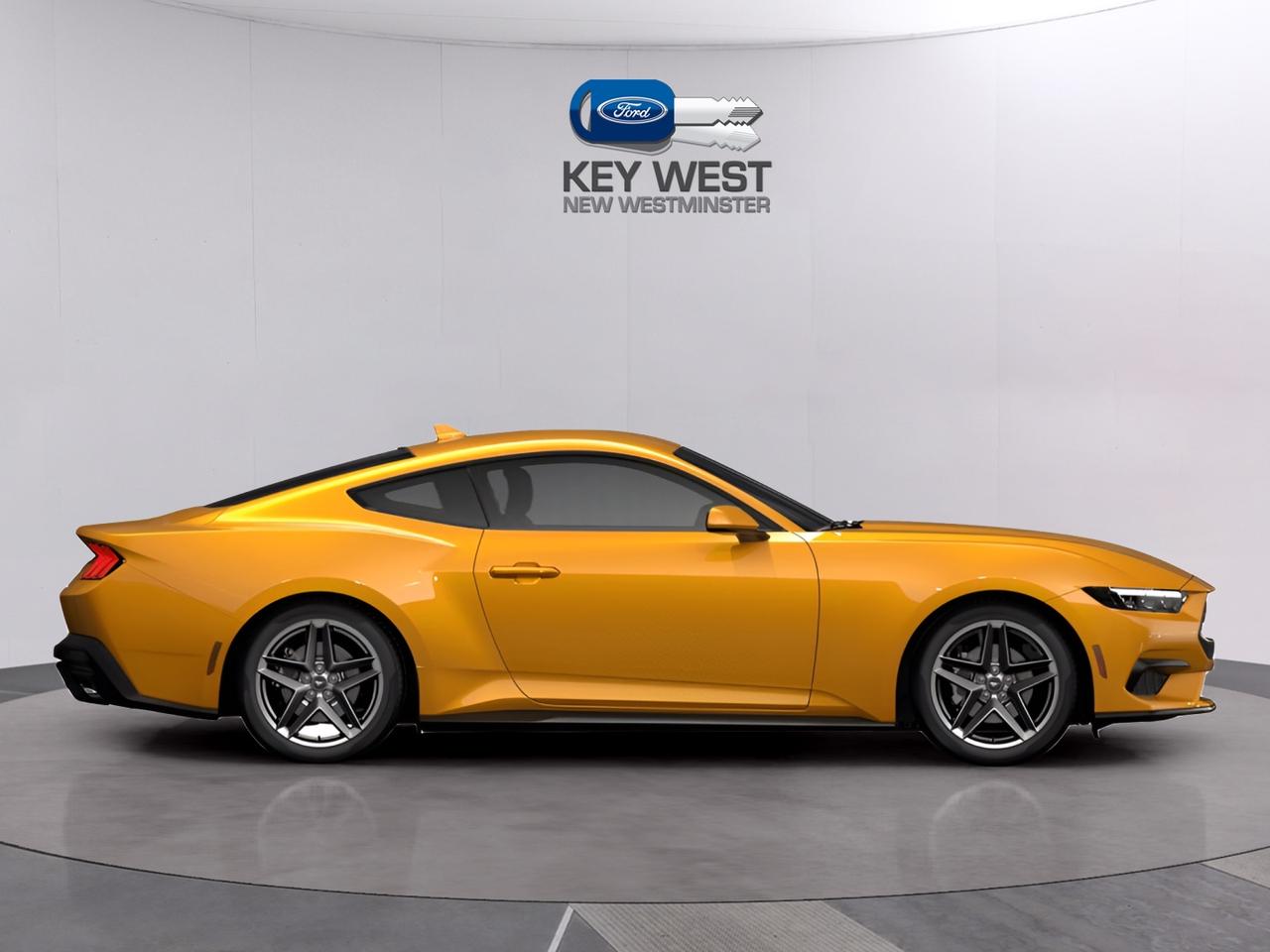 2026 Ford Mustang EcoBoost Fastback Photo3