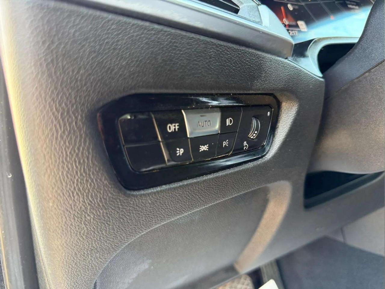 2022 BMW 3 Series 330i xDrive Sedan North America Photo