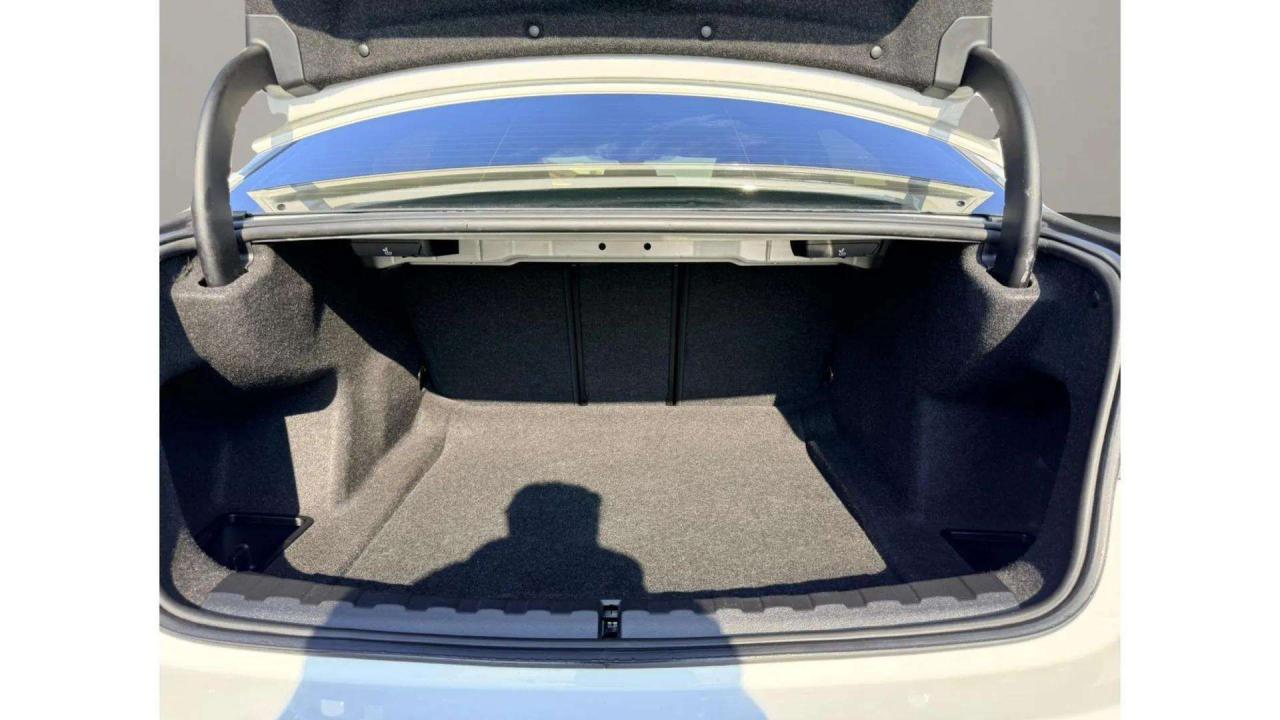 2022 BMW 3 Series 330i xDrive Sedan North America Photo