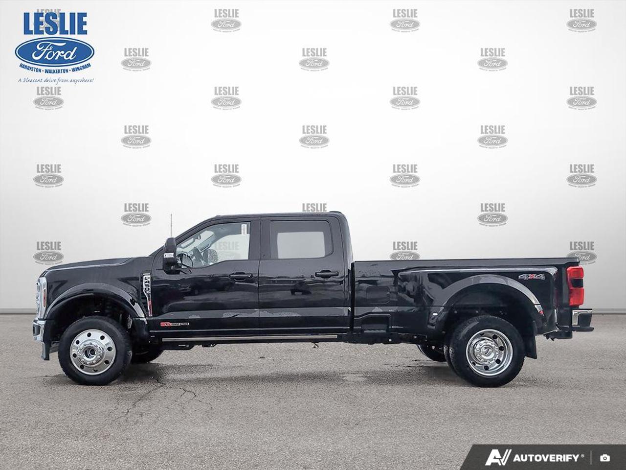 2026 Ford F-450 Lariat Crew Cab Dually 4x4 Photo2