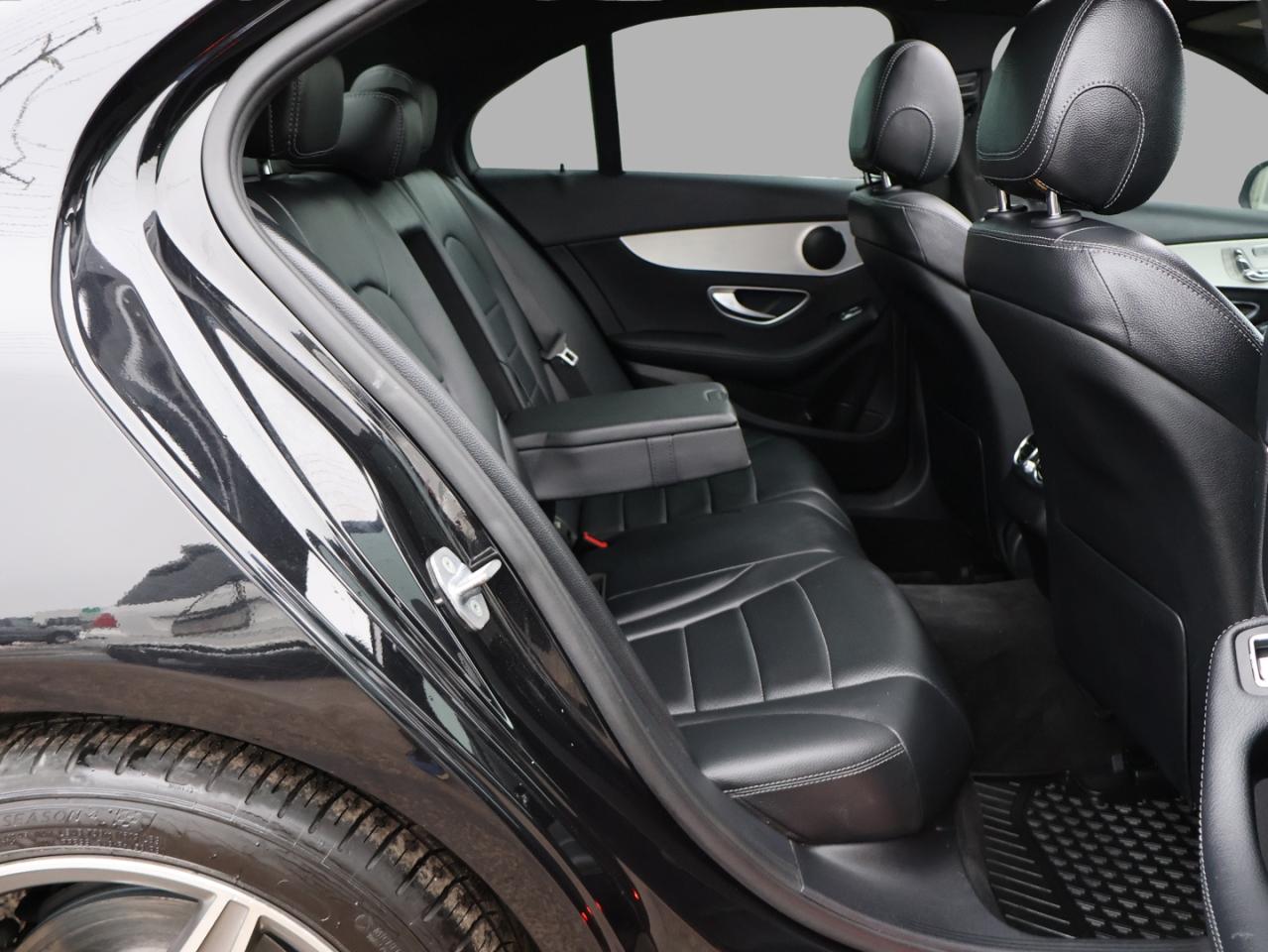 2017 Mercedes-Benz C-Class C300 4MATIC Sedan CAMERA NAV BLUETOOTH LEATHER HEATED SEATS SUNROOF CRUISE ALLOYS Photo