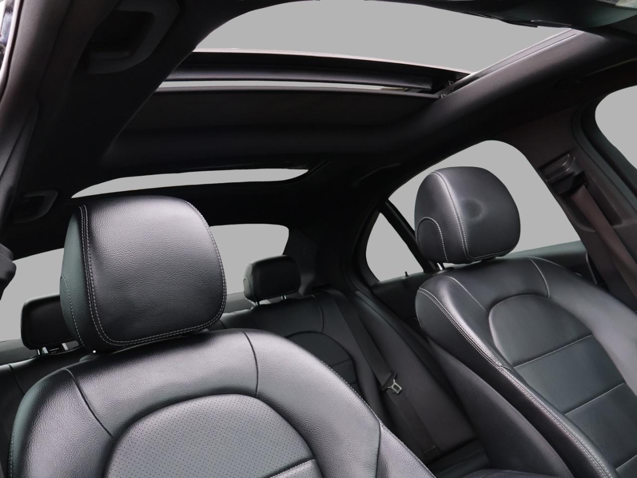 2017 Mercedes-Benz C-Class C300 4MATIC Sedan CAMERA NAV BLUETOOTH LEATHER HEATED SEATS SUNROOF CRUISE ALLOYS Photo