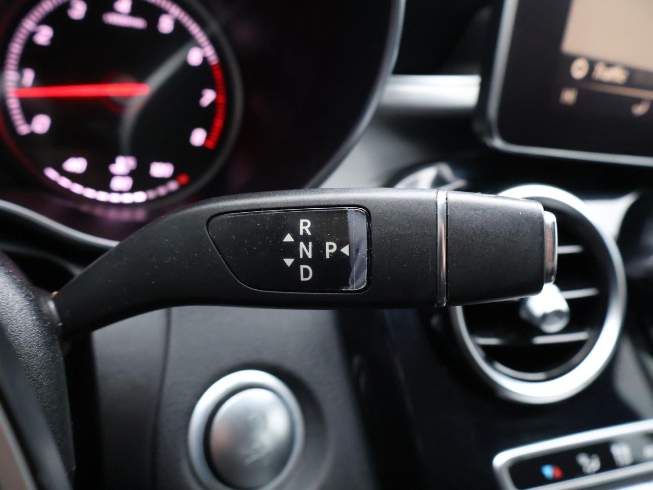 2017 Mercedes-Benz C-Class C300 4MATIC Sedan CAMERA NAV BLUETOOTH LEATHER HEATED SEATS SUNROOF CRUISE ALLOYS Photo