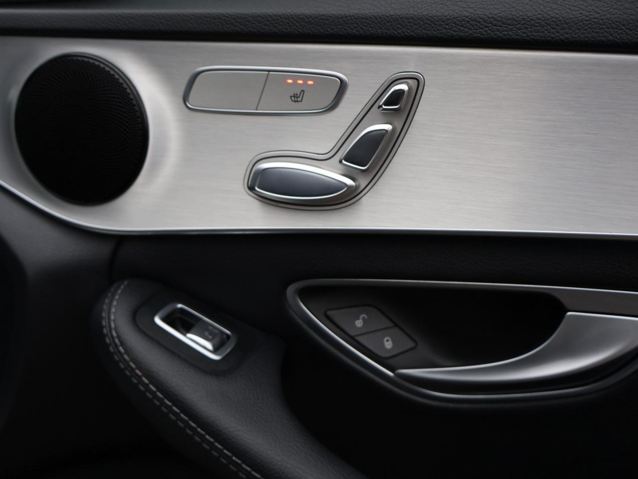 2017 Mercedes-Benz C-Class C300 4MATIC Sedan CAMERA NAV BLUETOOTH LEATHER HEATED SEATS SUNROOF CRUISE ALLOYS Photo