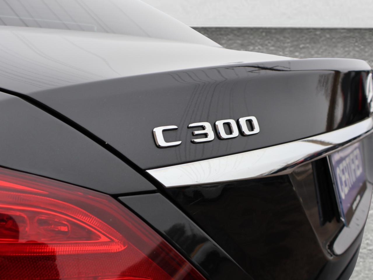 2017 Mercedes-Benz C-Class C300 4MATIC Sedan CAMERA NAV BLUETOOTH LEATHER HEATED SEATS SUNROOF CRUISE ALLOYS Photo