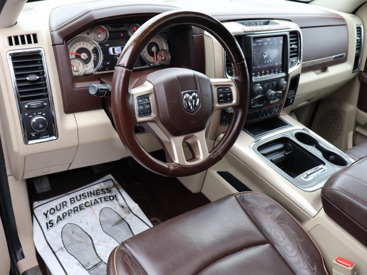 2018 RAM 1500 Longhorn Crew Cab LWB 4WD CAMERA NAV BLUETOOTH LEATHER HEATED SEATS SUNROOF CRUISE ALLOYS Photo