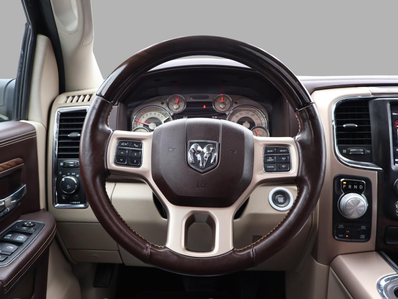 2018 RAM 1500 Longhorn Crew Cab LWB 4WD CAMERA NAV BLUETOOTH LEATHER HEATED SEATS SUNROOF CRUISE ALLOYS Photo