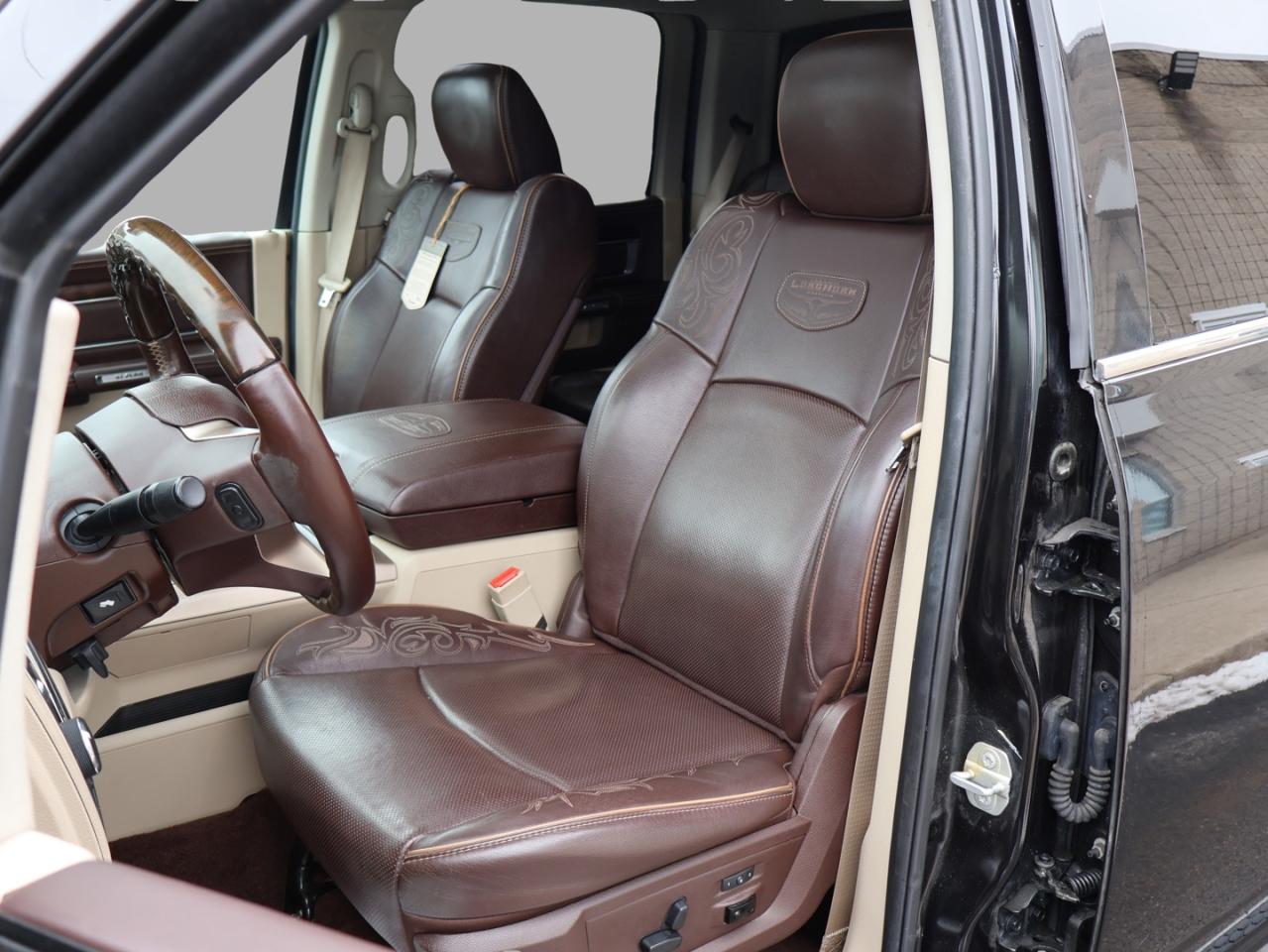 2018 RAM 1500 Longhorn Crew Cab LWB 4WD CAMERA NAV BLUETOOTH LEATHER HEATED SEATS SUNROOF CRUISE ALLOYS Photo