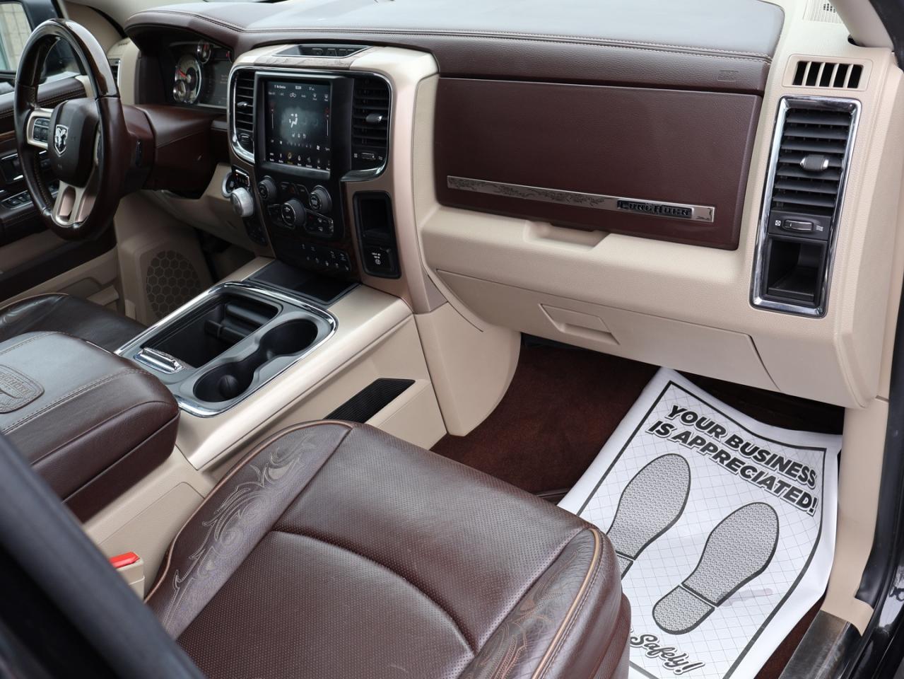 2018 RAM 1500 Longhorn Crew Cab LWB 4WD CAMERA NAV BLUETOOTH LEATHER HEATED SEATS SUNROOF CRUISE ALLOYS Photo