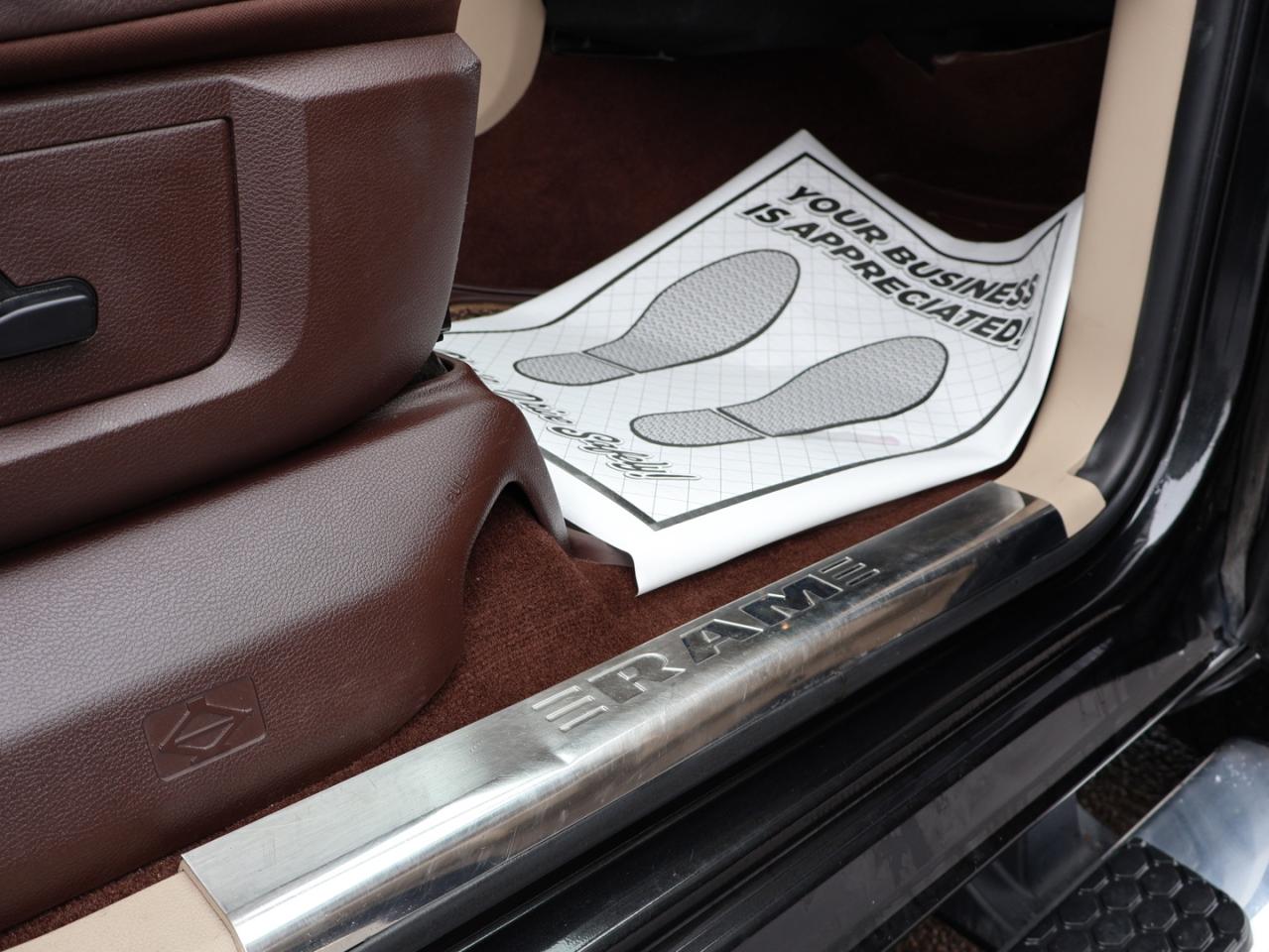 2018 RAM 1500 Longhorn Crew Cab LWB 4WD CAMERA NAV BLUETOOTH LEATHER HEATED SEATS SUNROOF CRUISE ALLOYS Photo