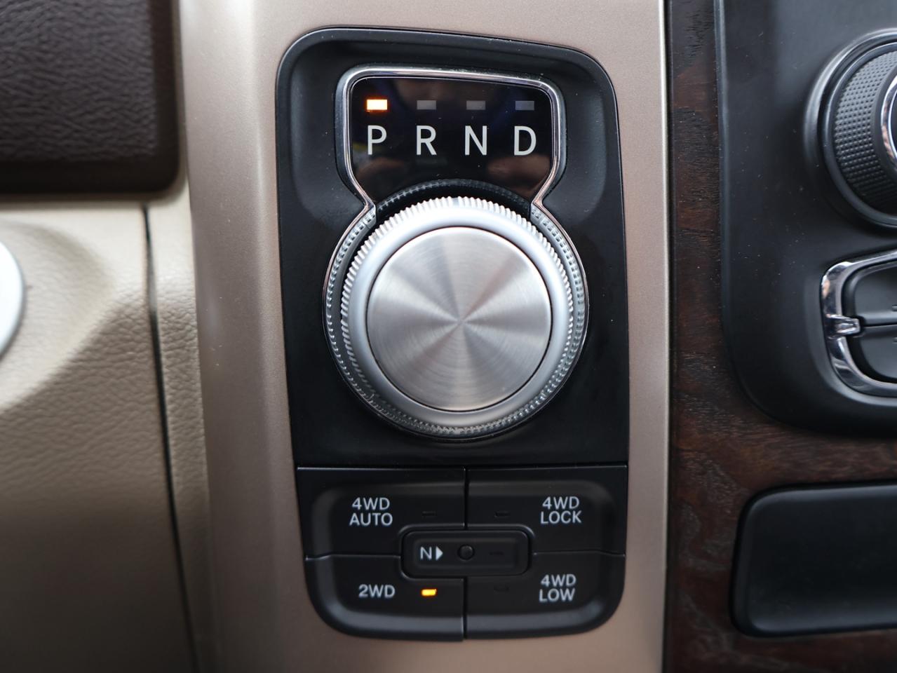 2018 RAM 1500 Longhorn Crew Cab LWB 4WD CAMERA NAV BLUETOOTH LEATHER HEATED SEATS SUNROOF CRUISE ALLOYS Photo