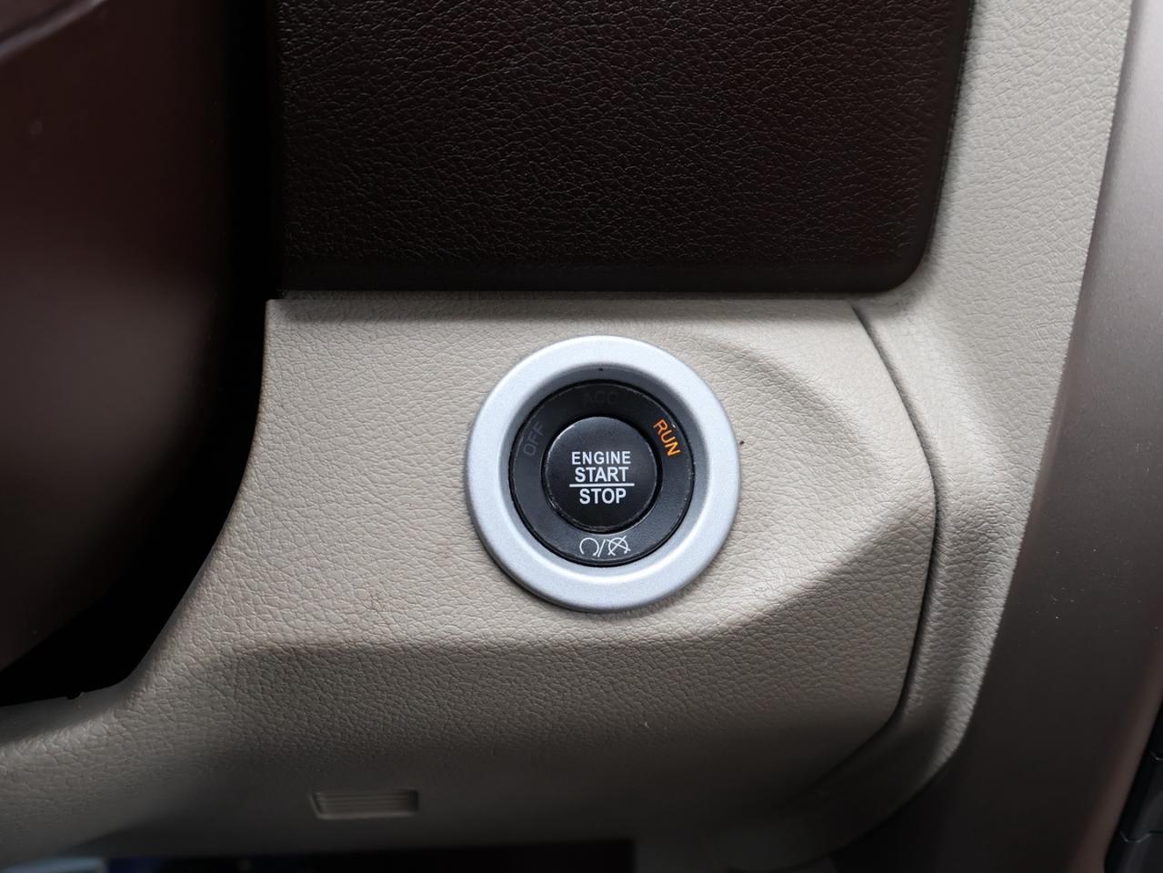 2018 RAM 1500 Longhorn Crew Cab LWB 4WD CAMERA NAV BLUETOOTH LEATHER HEATED SEATS SUNROOF CRUISE ALLOYS Photo